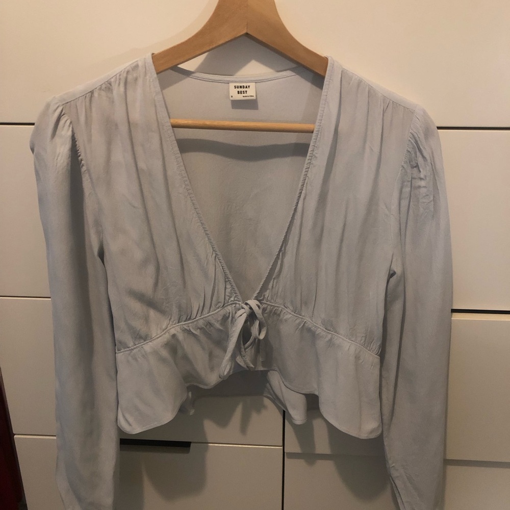 Aritzia Sunday Best blouse light blue